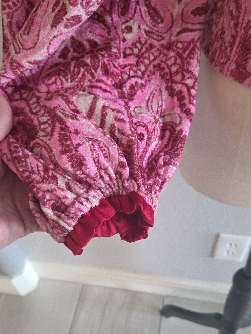 Free People Velvet Paisley Button-Front Cropped Peasant Blouse Size Med NWOT - Picture 5 of 15
